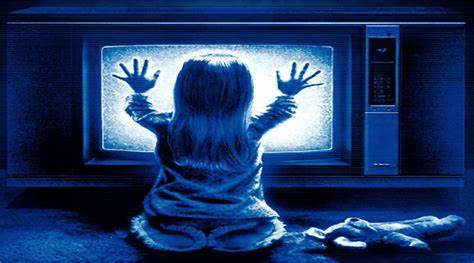 The 1982 Movie “Poltergeist” Used Real Skeletons